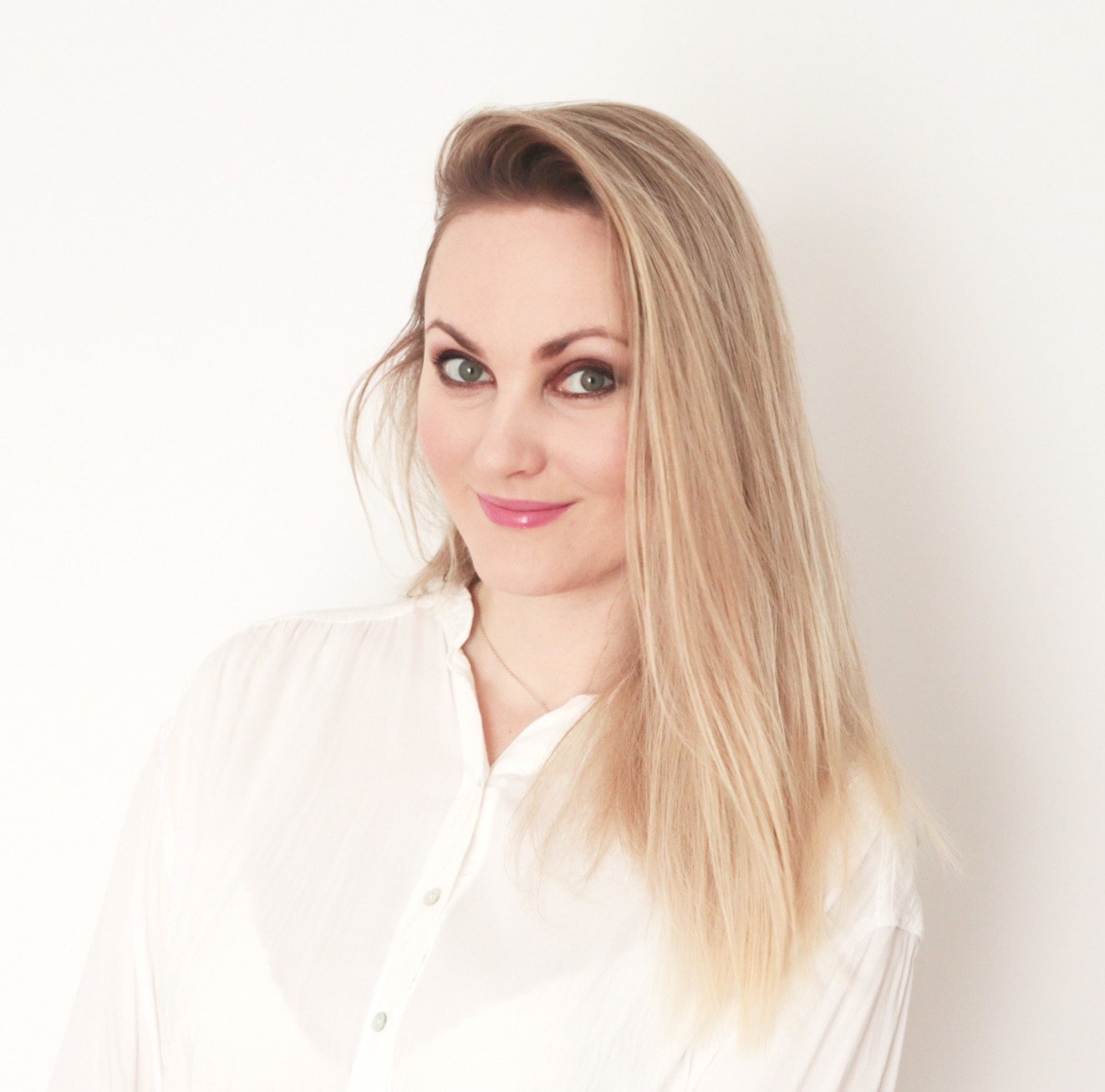 anna profile picture about us page